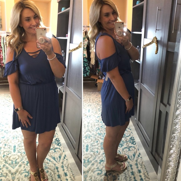 ❗️Last 3! S-L Blue Cold shoulder dress - Picture 2 of 2